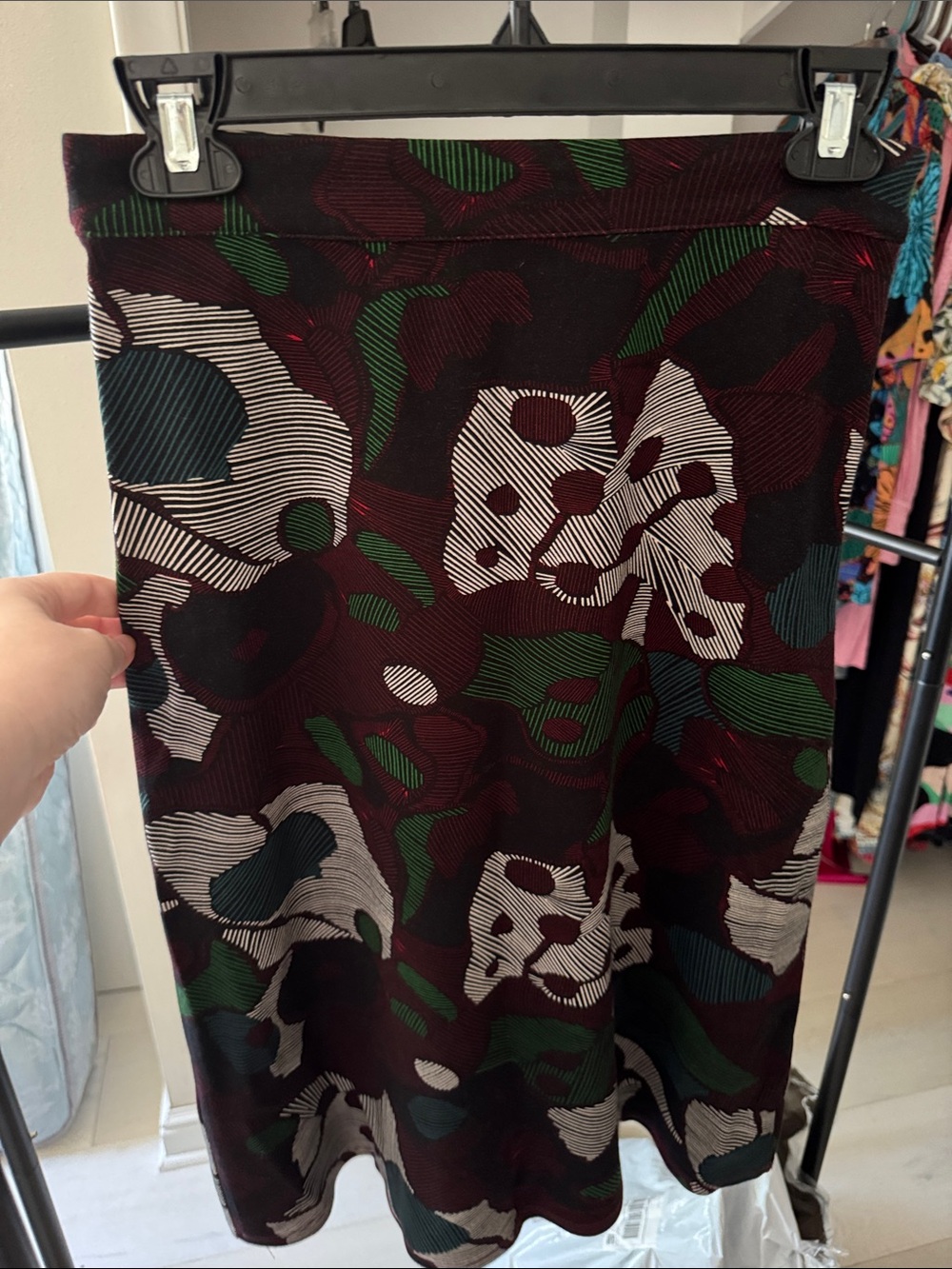 Isla Maude Women's Printed A-Line Skirt in Burgundy and Green